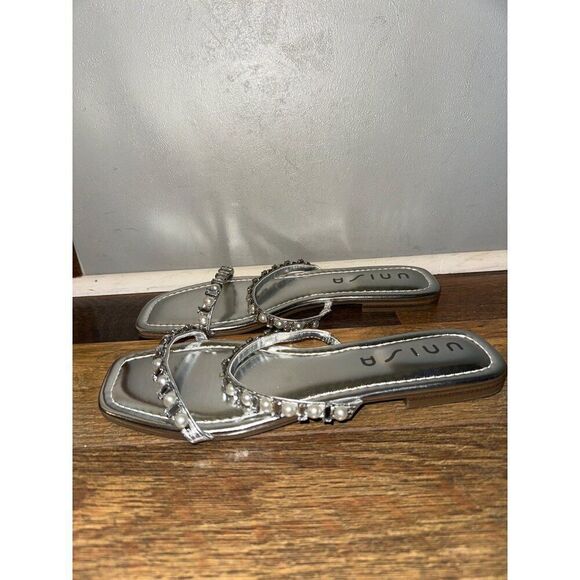 Unisa Unsarai Flat Sandals With Rhinestones & Pearls  Size 9 - Picture 7 of 14